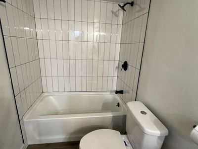 3 Bedroom Apartment For Females