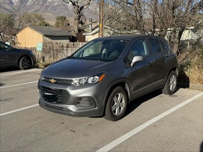 2020 Chevrolet Trax LS AWD - CLEAN TITLE