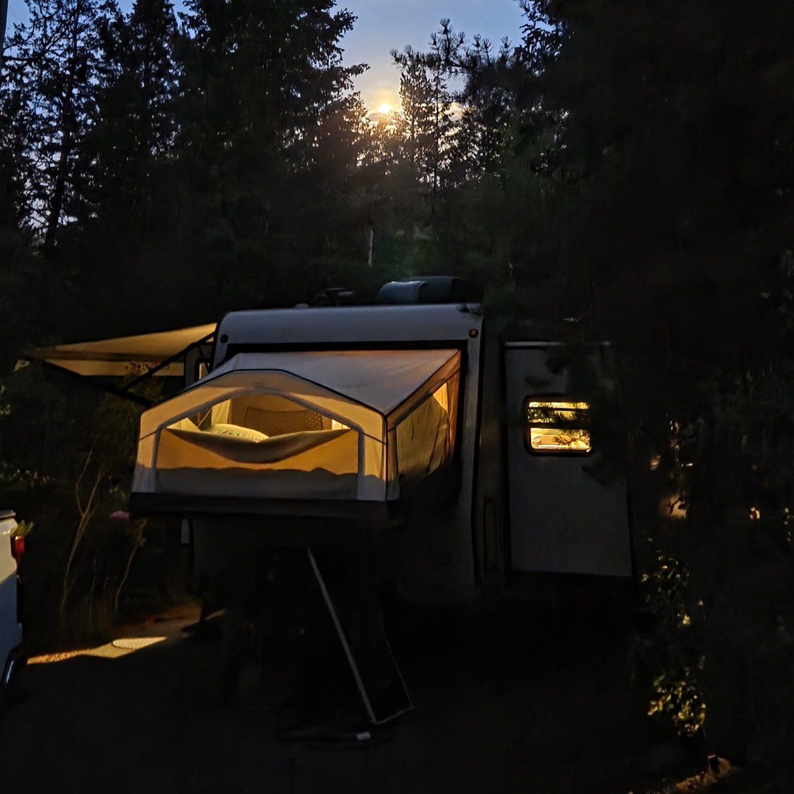 2015 Rockwood Roo 233s