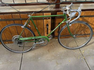 Schwinn sport collegiate antique bike as is…