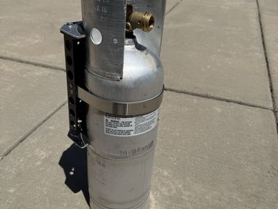 6lb aluminum propane tank. Camping, hunting, over landing.