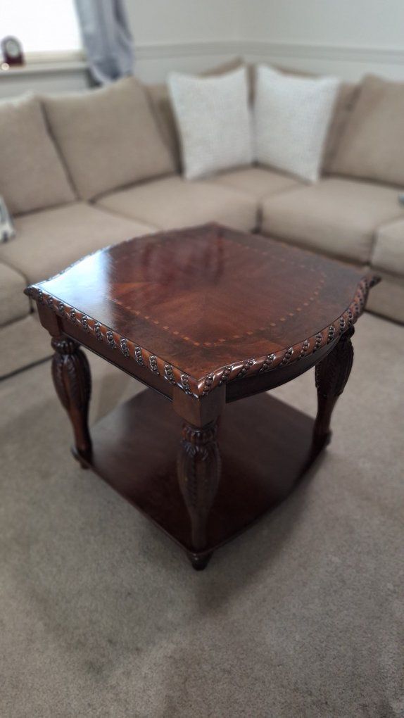 End Table Set – 3 Pieces