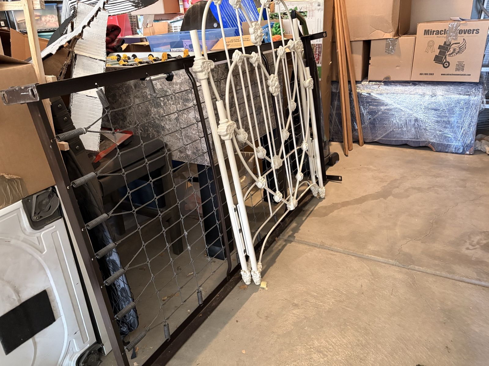 Heart shaped metal twin bed frame