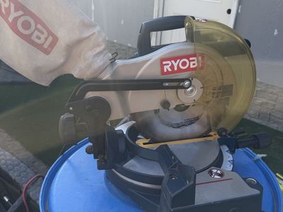Ryobi 10” Compound Miter Saw TS1341 – Great Working Condition