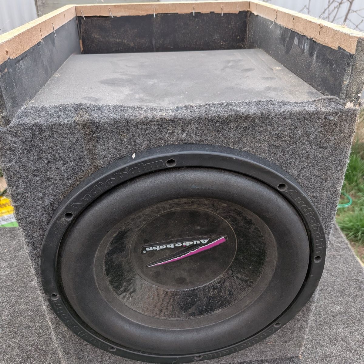 12 in audiobahn subwoofer