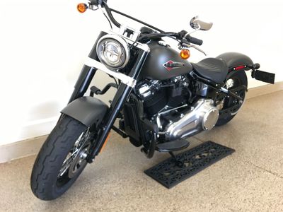 2018 Harley Davidson Softail Motorcycle / motorcycle ~ 1,373 Low Miles