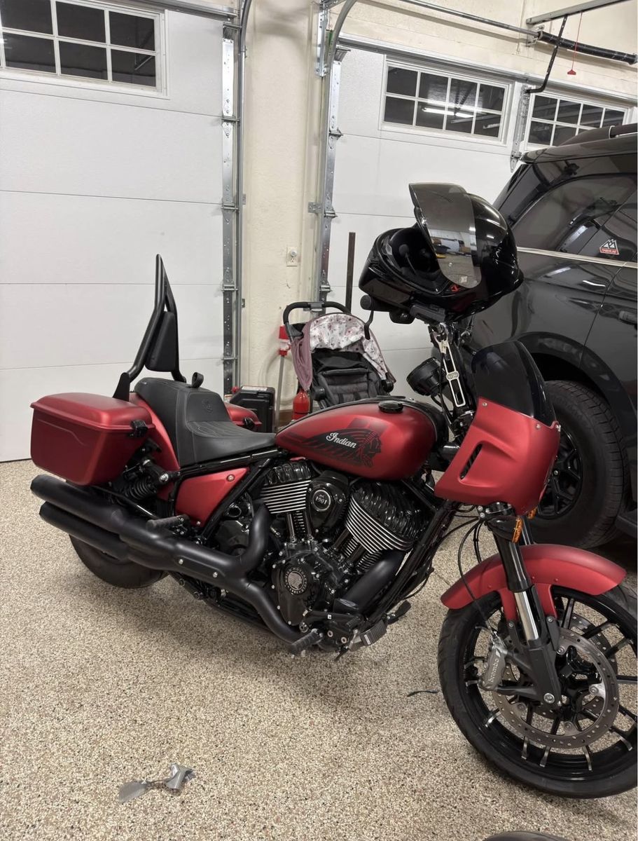 Indian Motorcycle - 2025 Sport Cheif RT