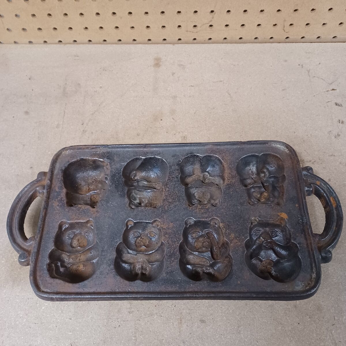 John Wright cast iron muffin pan