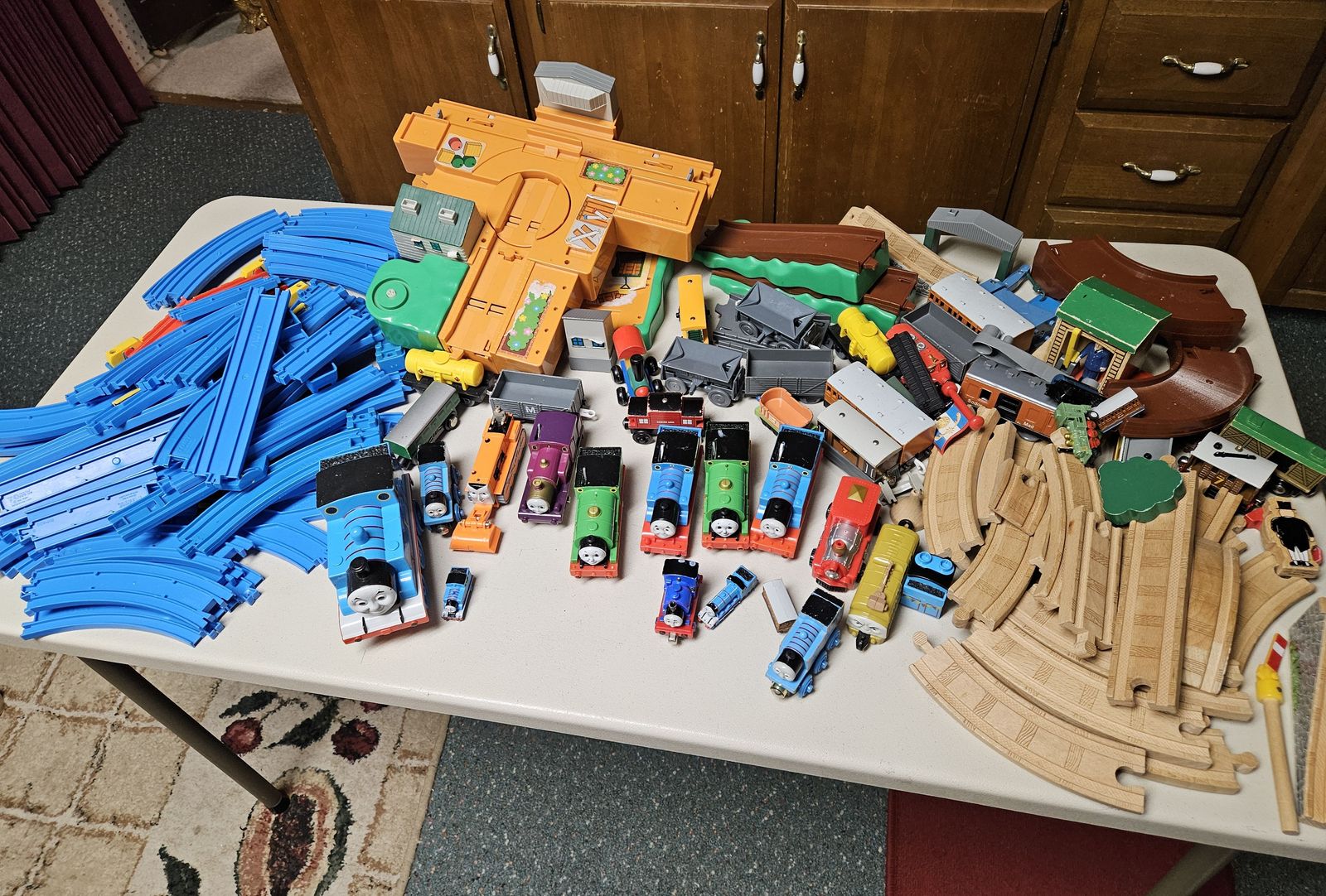 Huge Thomas & Friends Toy Train Lot Vintage