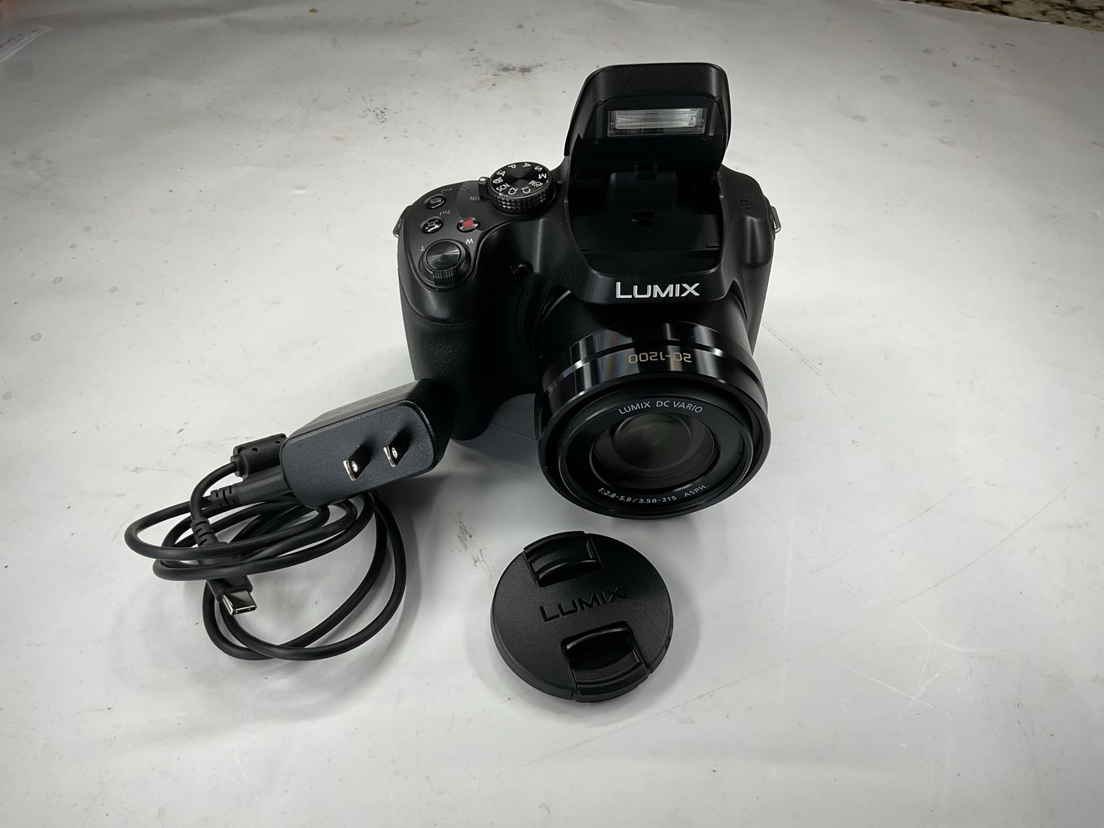 Panasonic Digital Camera LUMIX D E75012643
