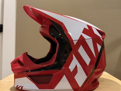 Fox Youth Moto Helmet