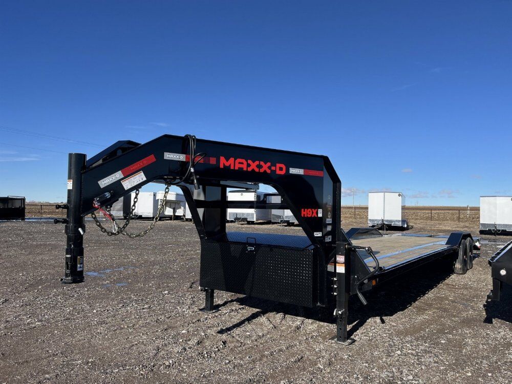 2025 Maxx-D 102"x32' Gooseneck Trailer