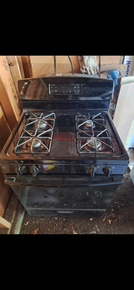 Gas stove