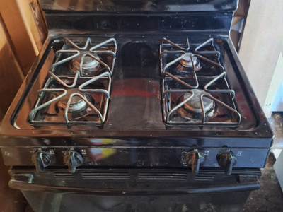 Gas stove