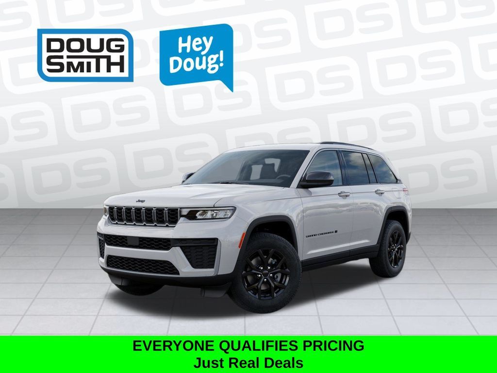 2026 Jeep Grand Cherokee Laredo Altitude