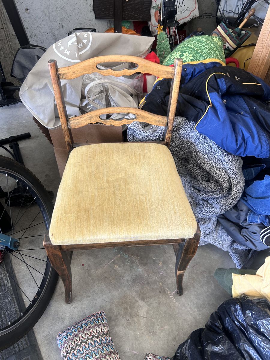 Garage Sale 4972 W 4900 S Hooper
