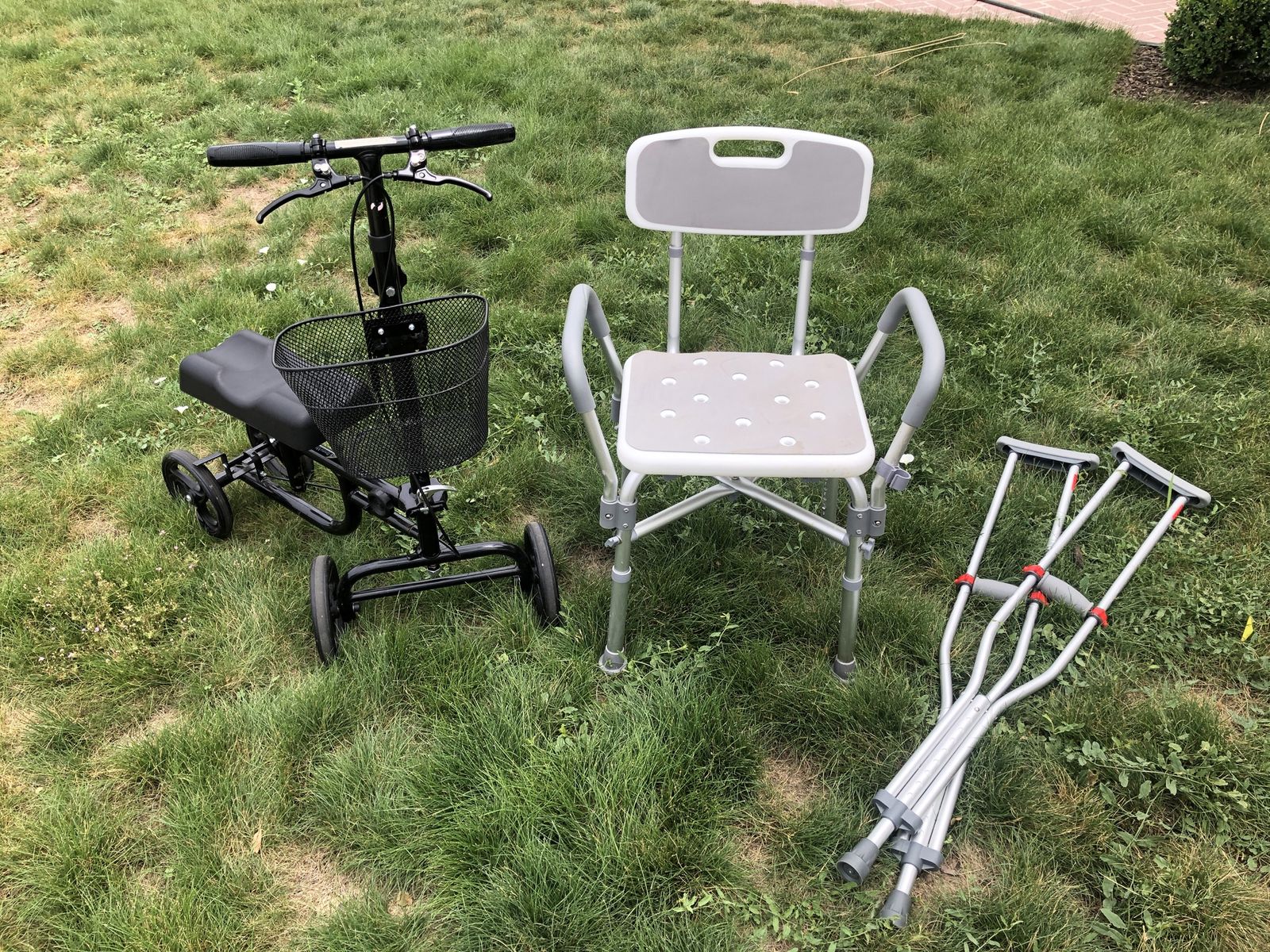 Knee / Mobility Scooter , Crutches and Shower Chair Rental