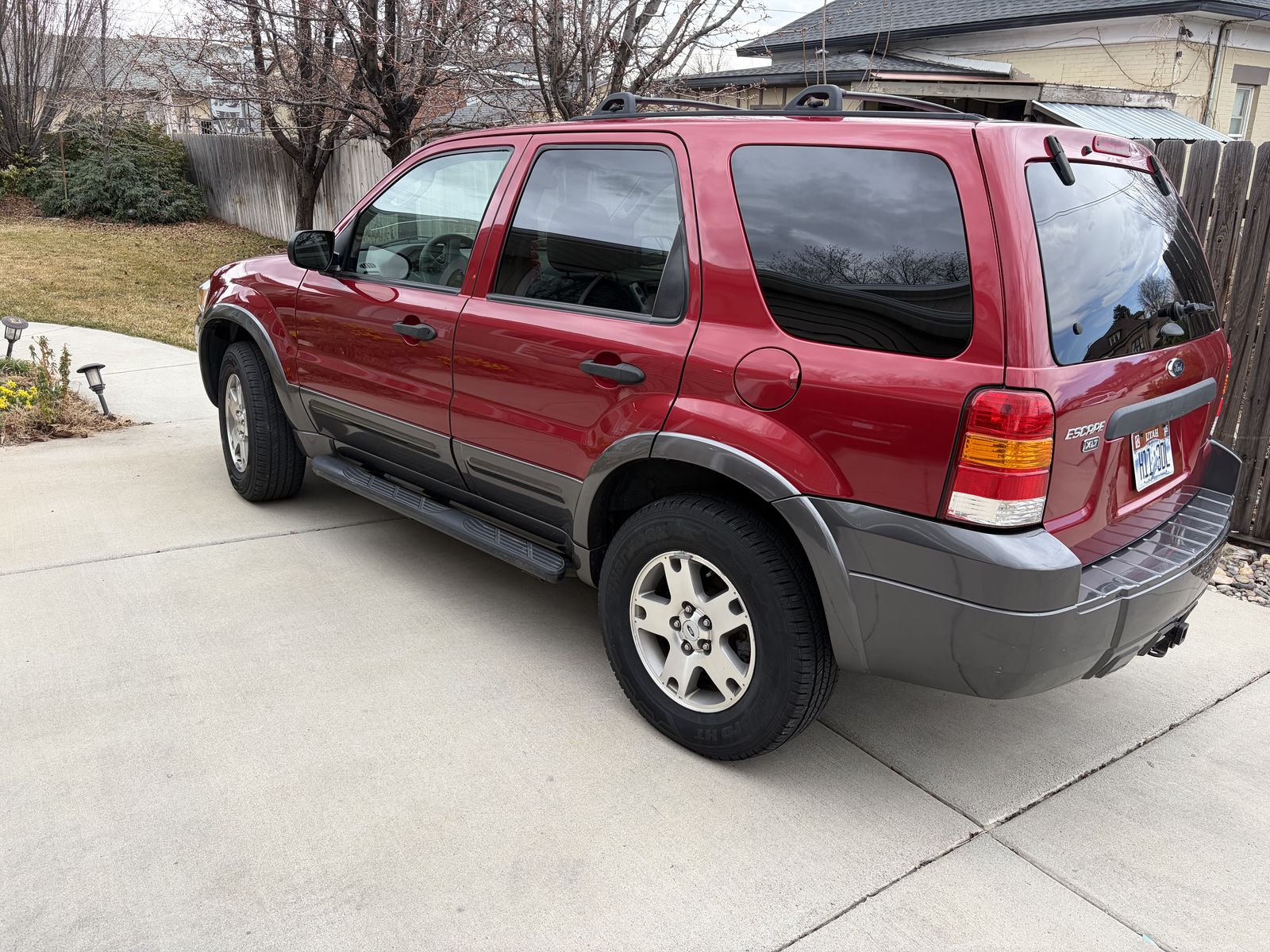 2005 FORD ESCAPE XLT