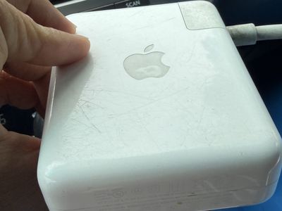 Apple brick 140W 59$ , read details