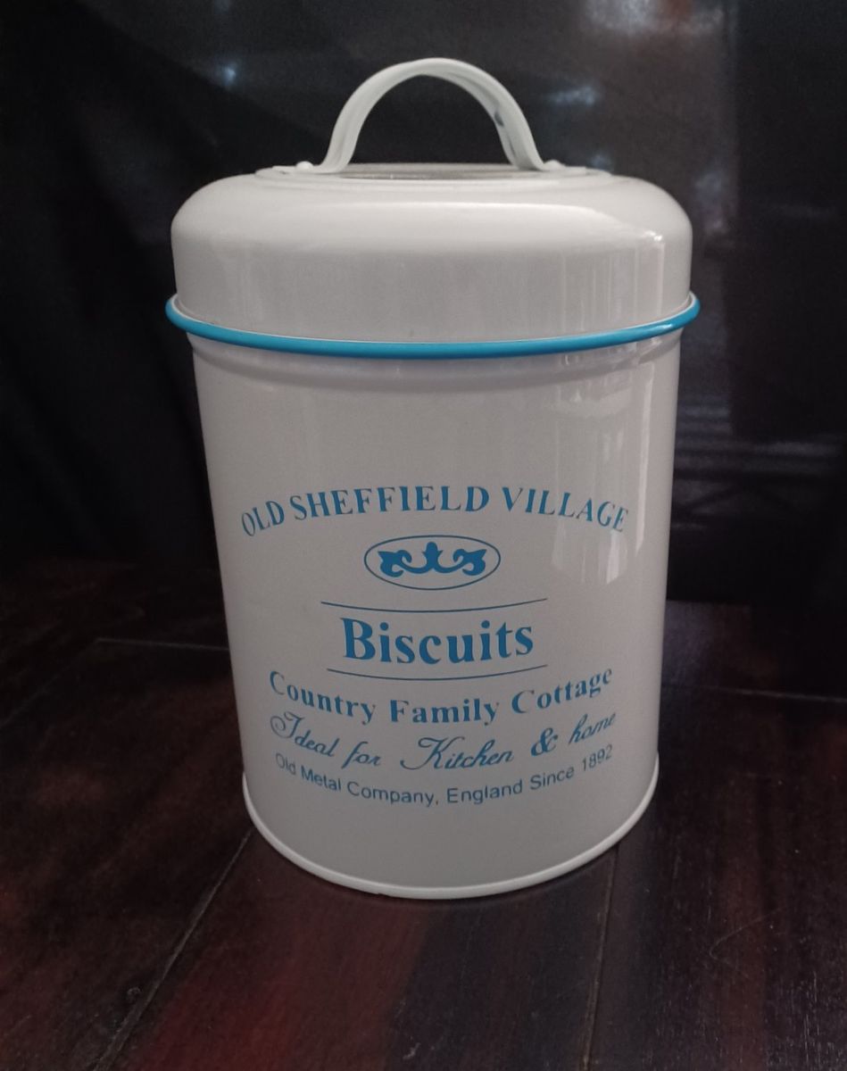 Biscuit Tin