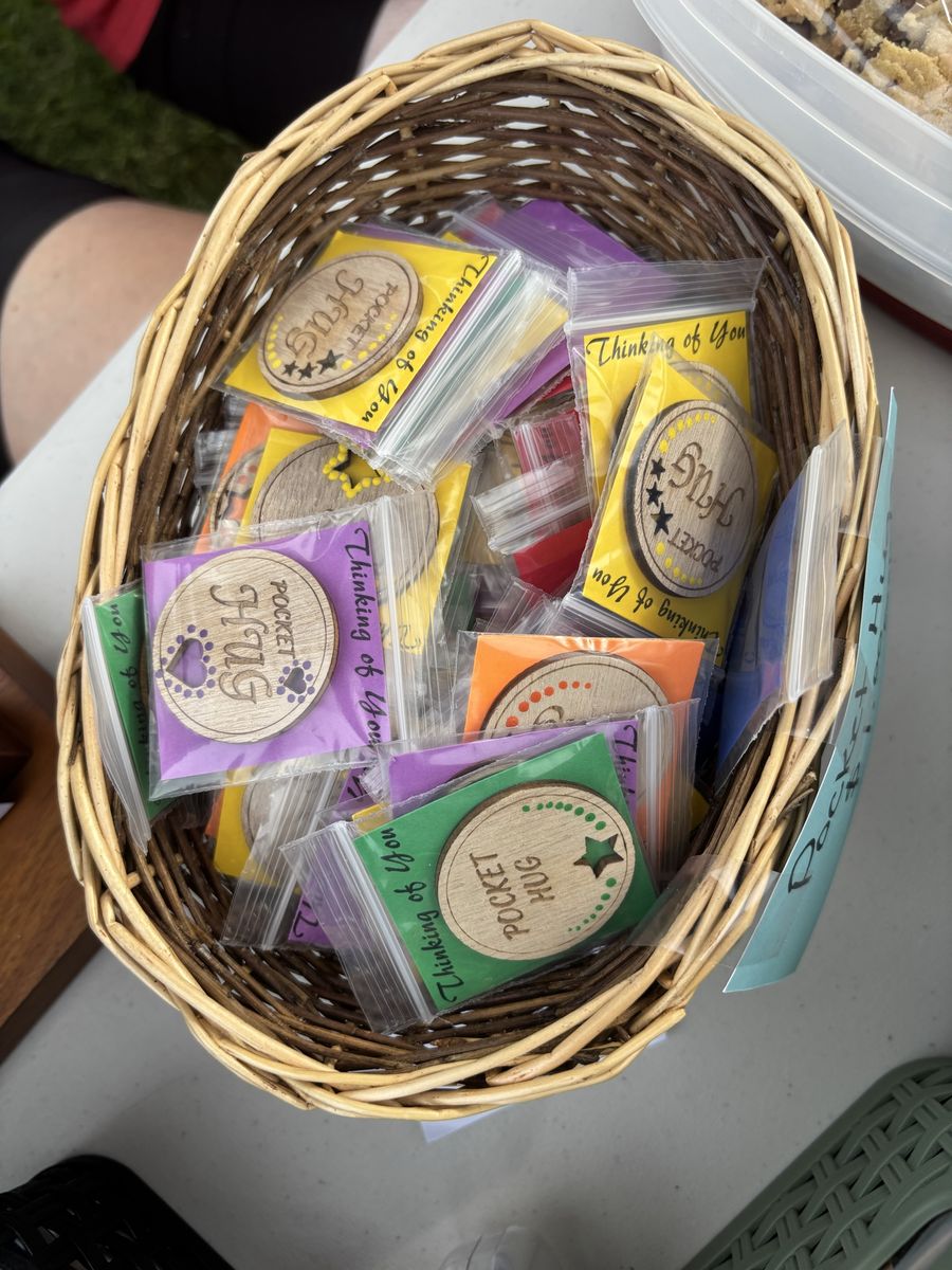 Wooden "Pocket Hug" Thinking of You Tokens - Tons available
