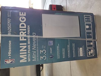 Hisense Mini Fridge