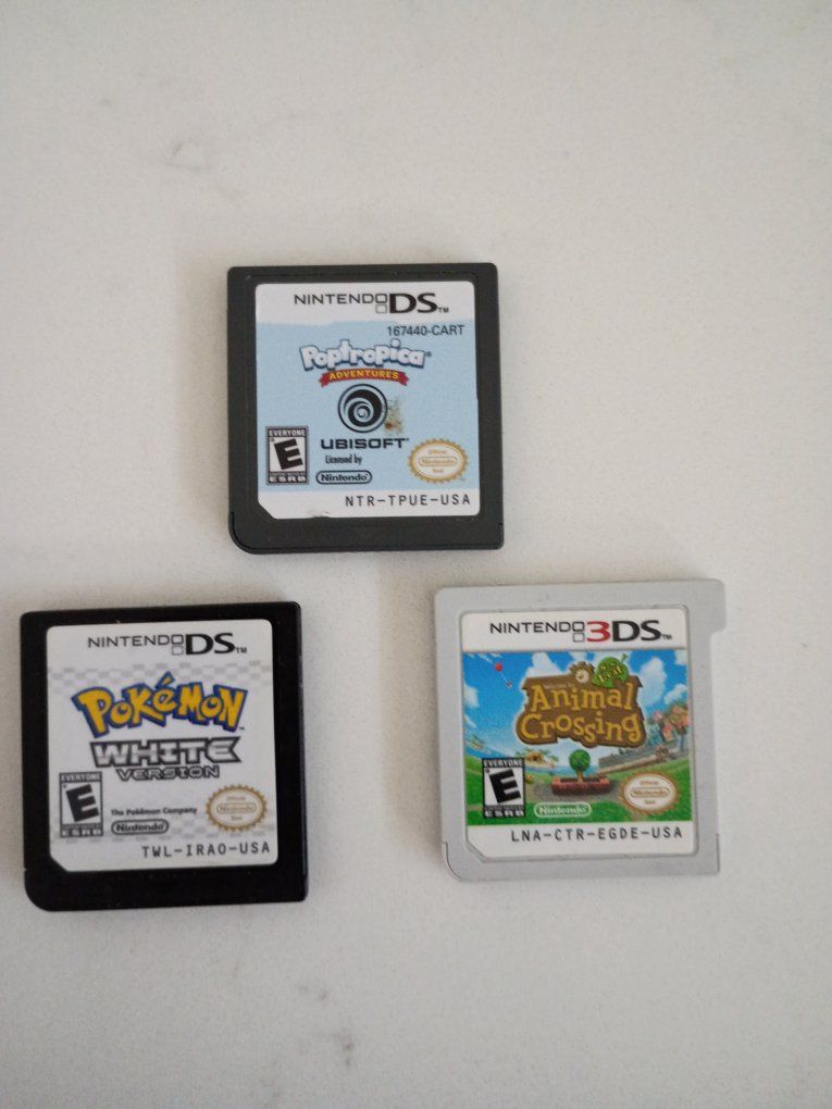 Nintendo DS & 3DS Game Lot: Pokemon White, Animal Crossing, Poptropica Adventures - Used