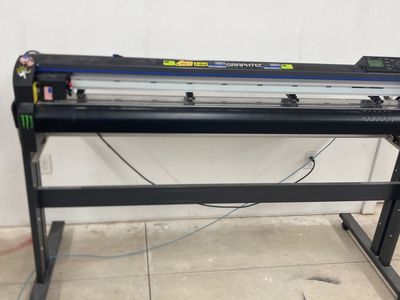 Graphtec FC8600-130 Cutting Plotter Vinyl Cutter - Professional Grade for Graphics & Signage