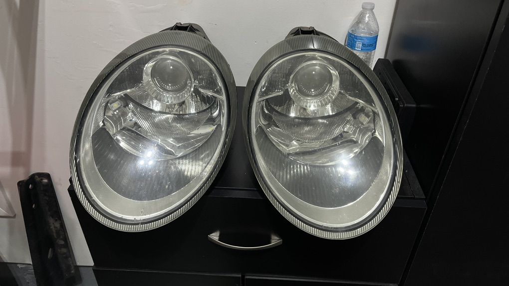 OEM Porsche 911 Xenon Headlights (997 Gen)