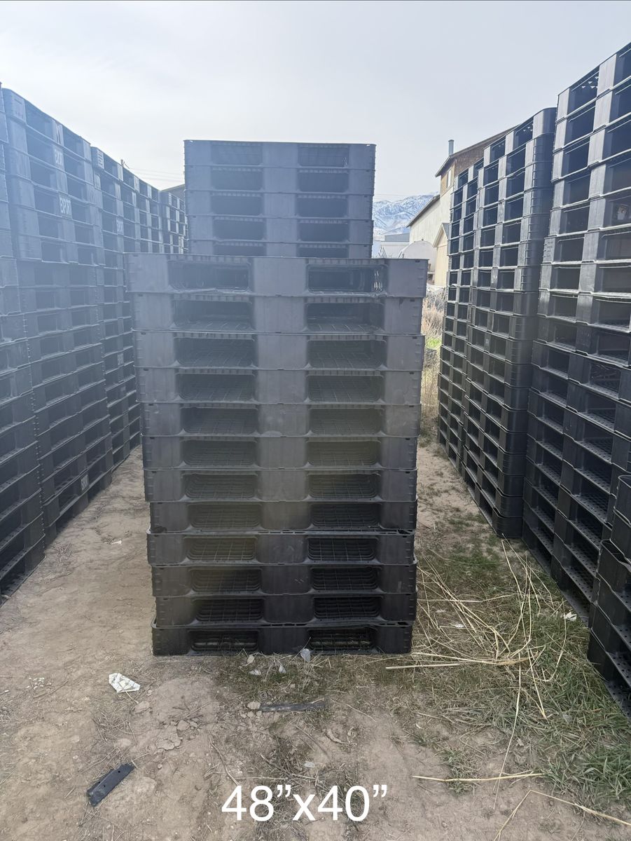 48x40 Plastic Pallets