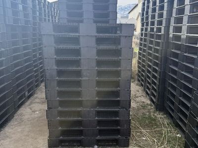 48x40 Plastic Pallets