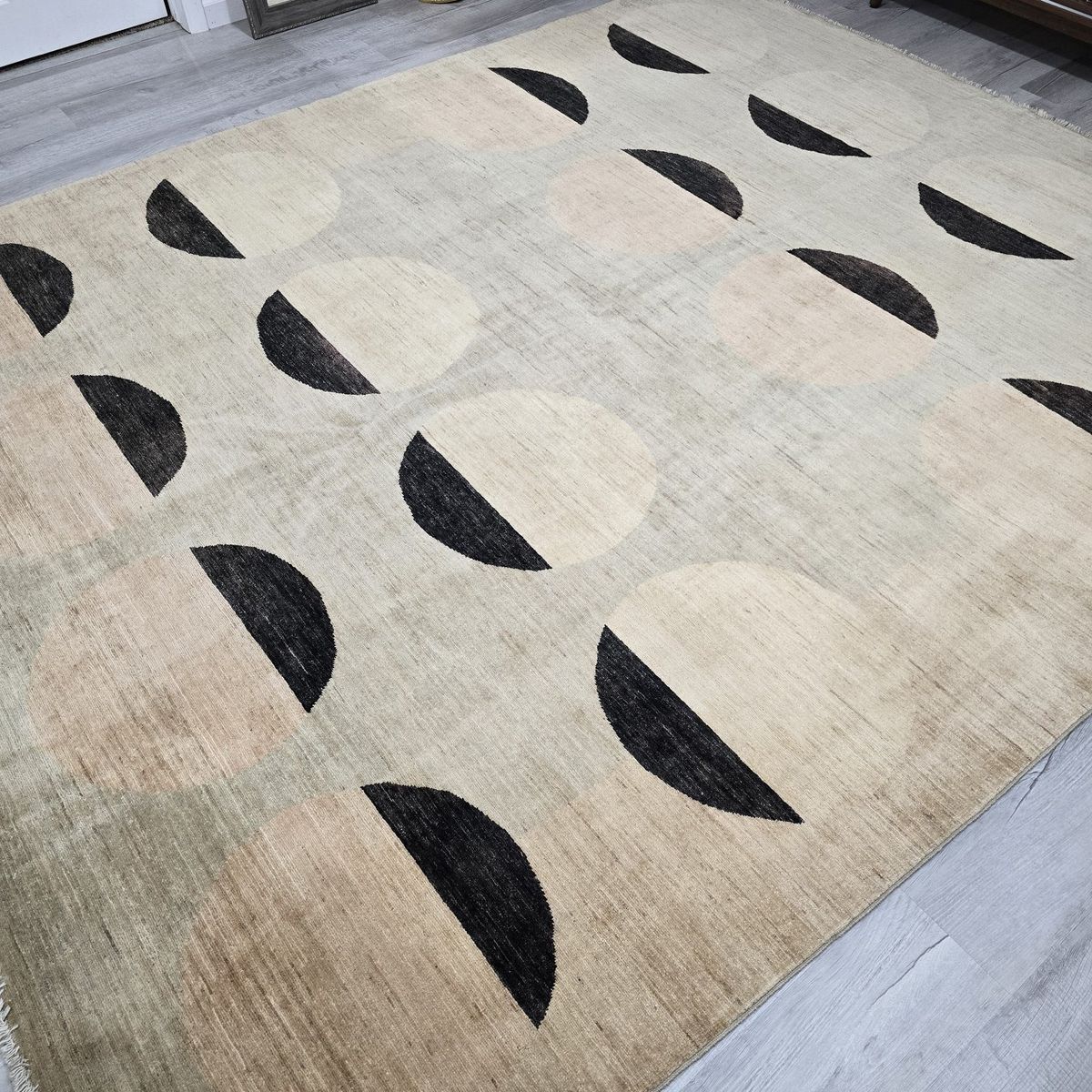 New Handknotted Modern Rug, Size 8 x 10