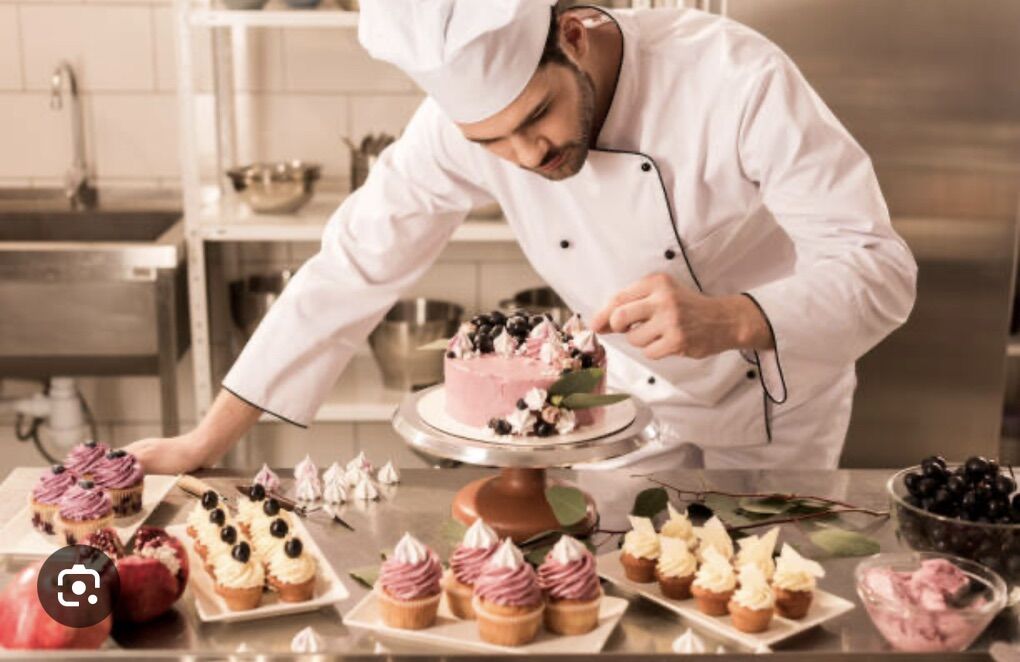 Looking For A Bakery/Pastry Chef