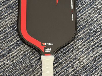 Faltek F-700 Carbon Fiber USA Approved Pickleball Paddle - Maximum Performance