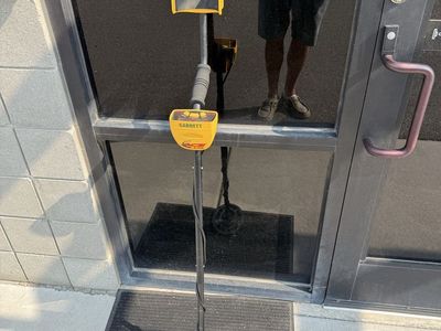 Garrett ACE 150 Metal Detector