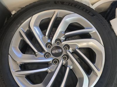 BRAND NEW - MICHELIN Primacy LTX 275/50 R 22 with Stock 2026 Lincoln Navigator Reserve Wheels - UNDER 50 MILES - Giveaway
