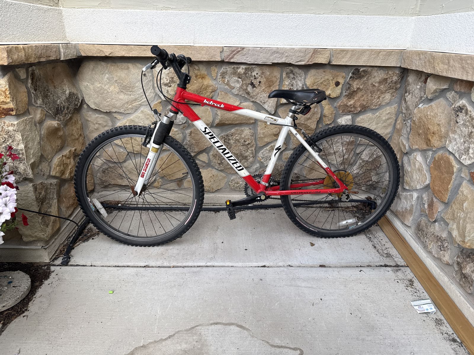 Specialized Hotrock Mountain Bike 