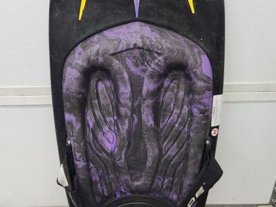 Hydrslide Revolution Kneeboard with Padded Knee Strap - Black & Purple