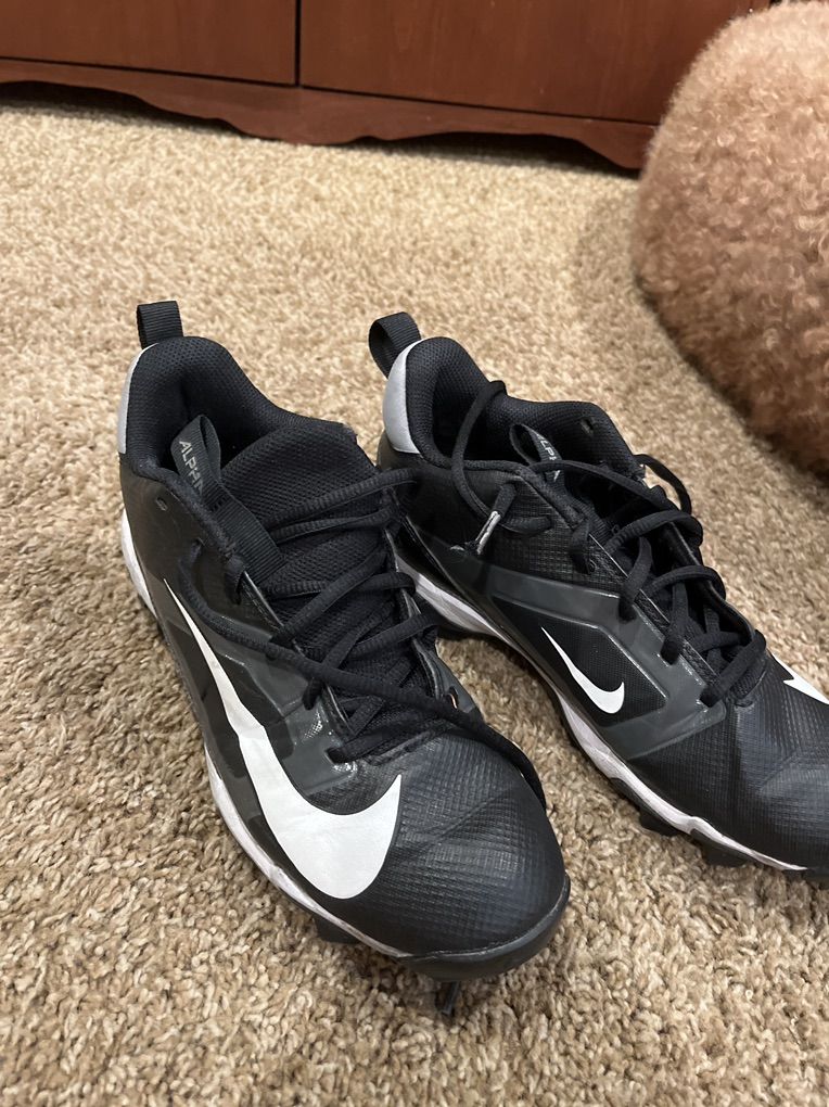 girls nIke Cleats
