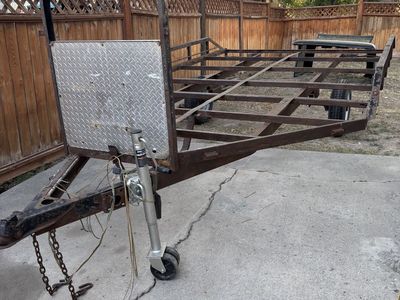 Hauling trailer