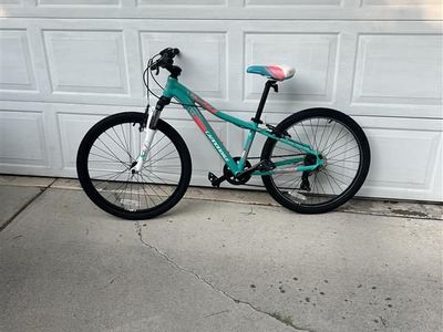 Cannondale 24" Wheels Girls Bike