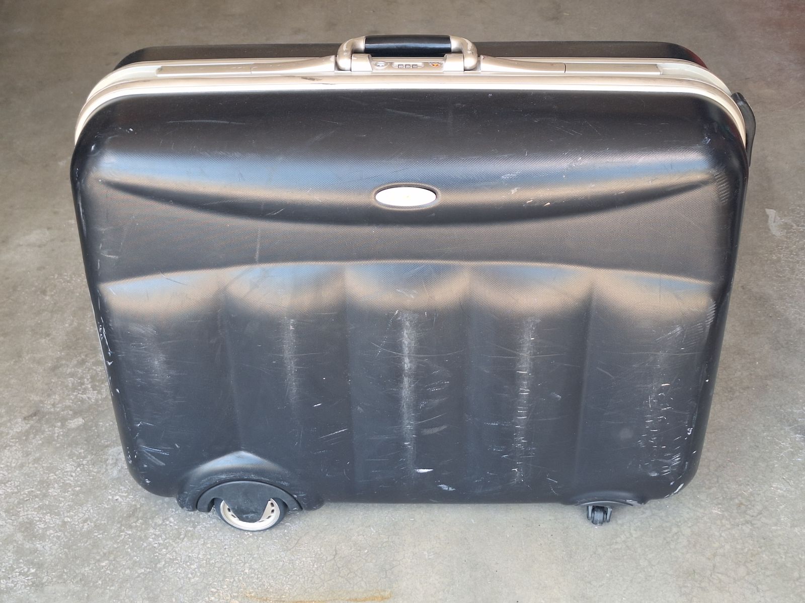 Samsonite Silhouette 10 Hardside Jumbo Suitcase