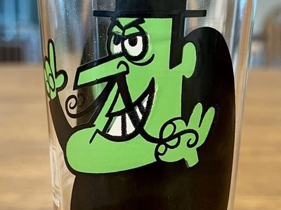 Vintage Pepsi Collector Series Snidely Whiplash 16-ounce Glass