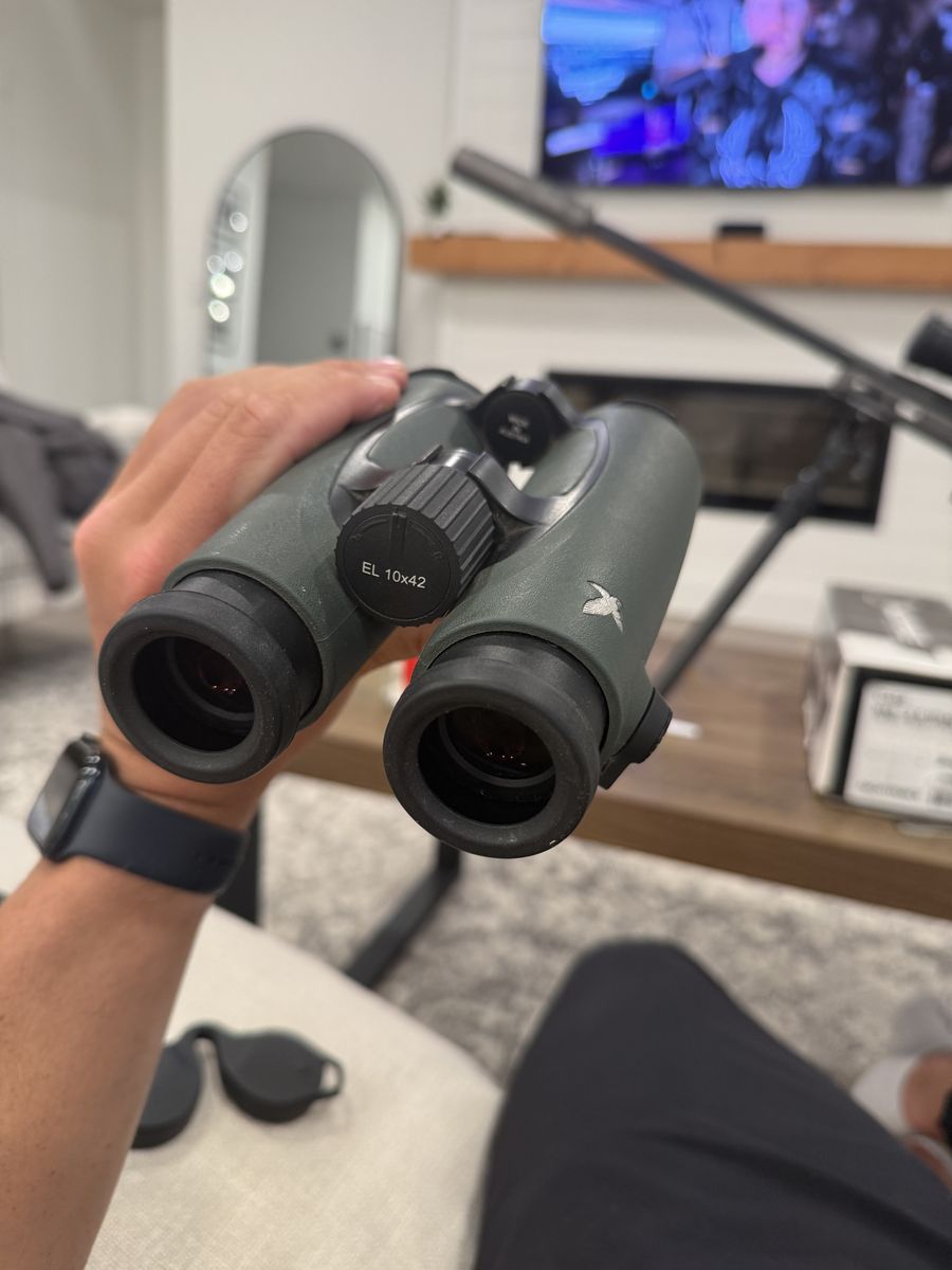 Swarovski EL 10x42 Binoculars