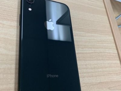 Iphone XR 64GB -Only ATT