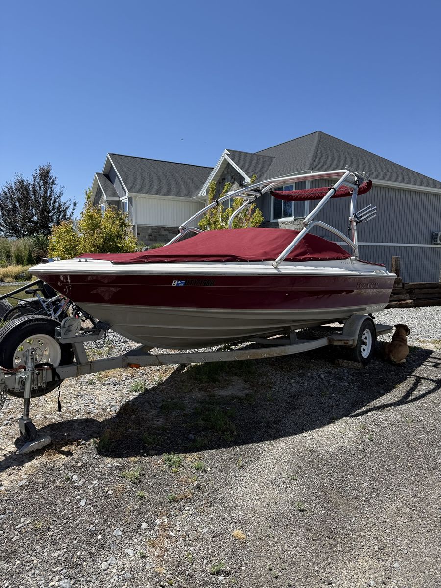Maxum 20’