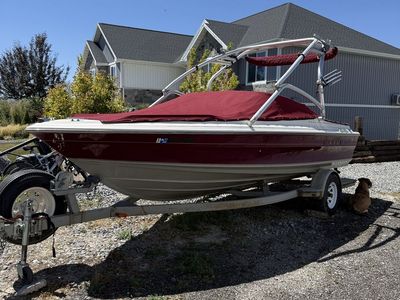Maxum 20’