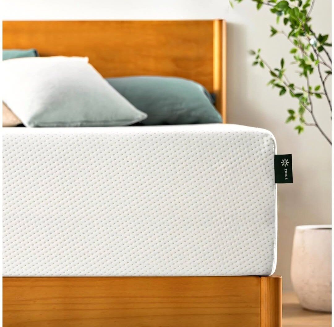 ZINUS 12 Inch FULL Green Tea Memory Foam Mattress