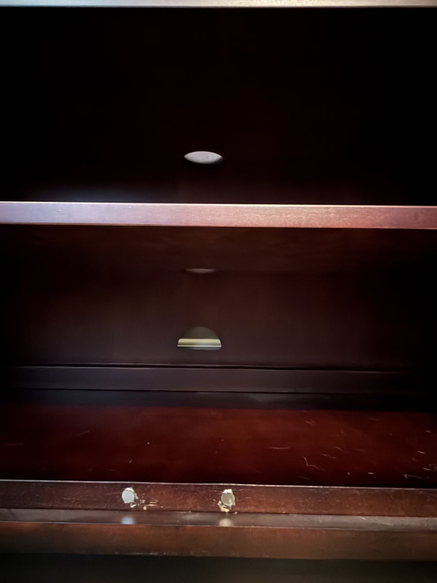 Main image 8
