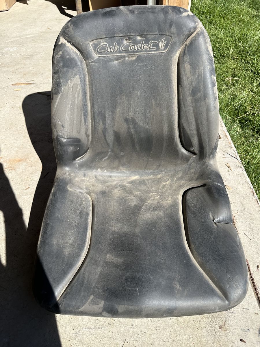 Cub Cadet Seat